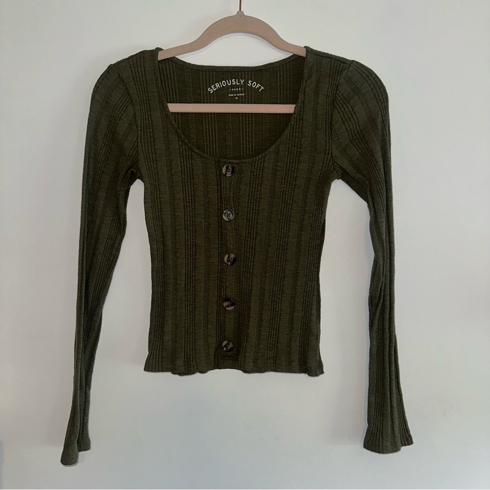 Aeropostale Olive Green Button-Down Ribbed Long Sleeve